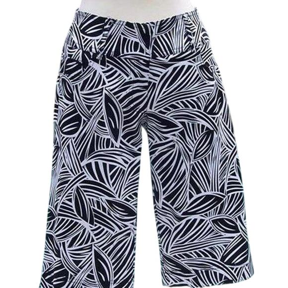 Cache Geometric Floral Bermuda Walking City Pant Short Stretch New NWT $88 - Picture 1 of 2